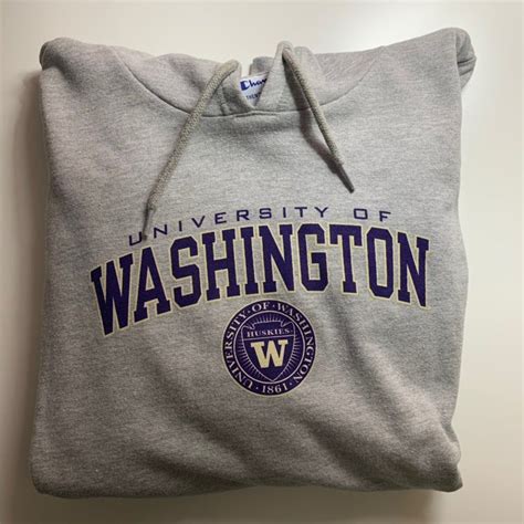 University of washington hoodie - Washington Huskies Arch Over Logo Officially Licensed Sweatshirt. 17. 100+ bought in past month. $3499. FREE delivery Sat, Feb 3 on $35 of items shipped by Amazon. Or fastest delivery Wed, Jan 31. 